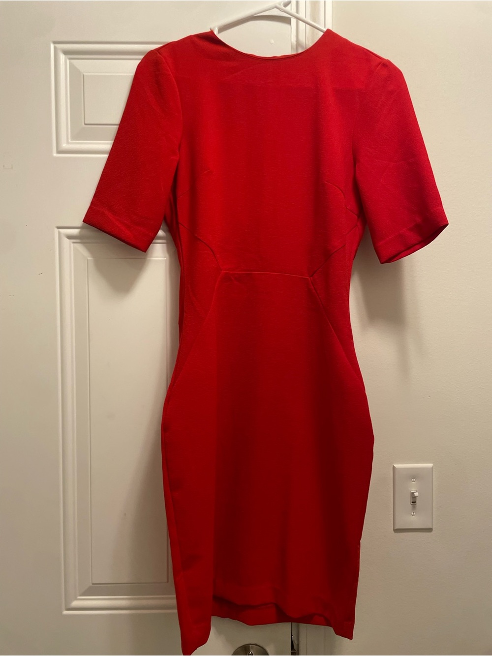 H&M - Womens Red Short Sleeve Sheath Dress